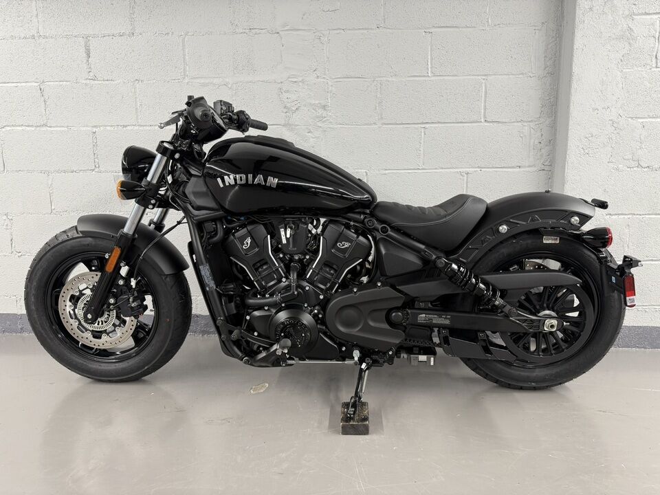 2025 Indian SCOUT BOBBER SIXTY  - Triumph of Westchester