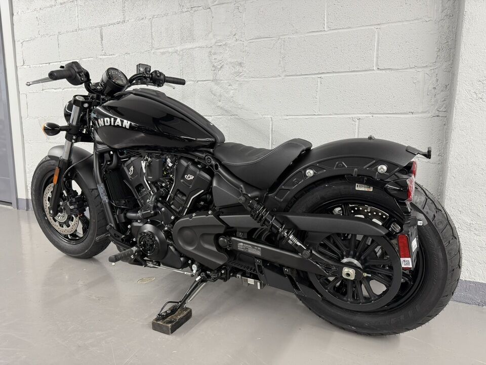 2025 Indian SCOUT BOBBER SIXTY  - Triumph of Westchester