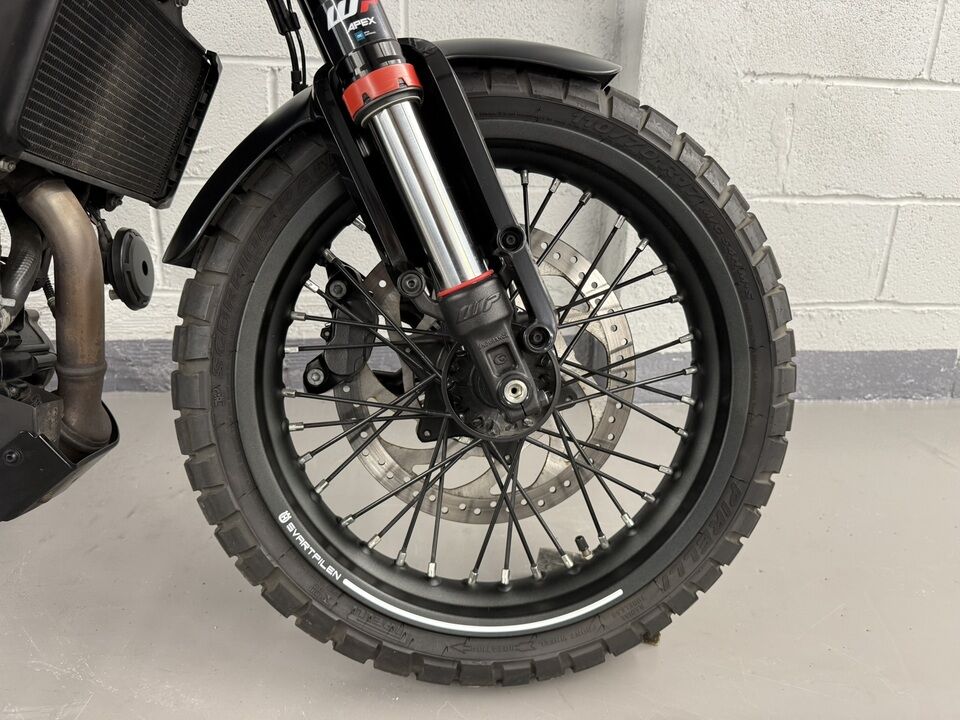 2023 Husqvarna Svartpilen 401  - Triumph of Westchester