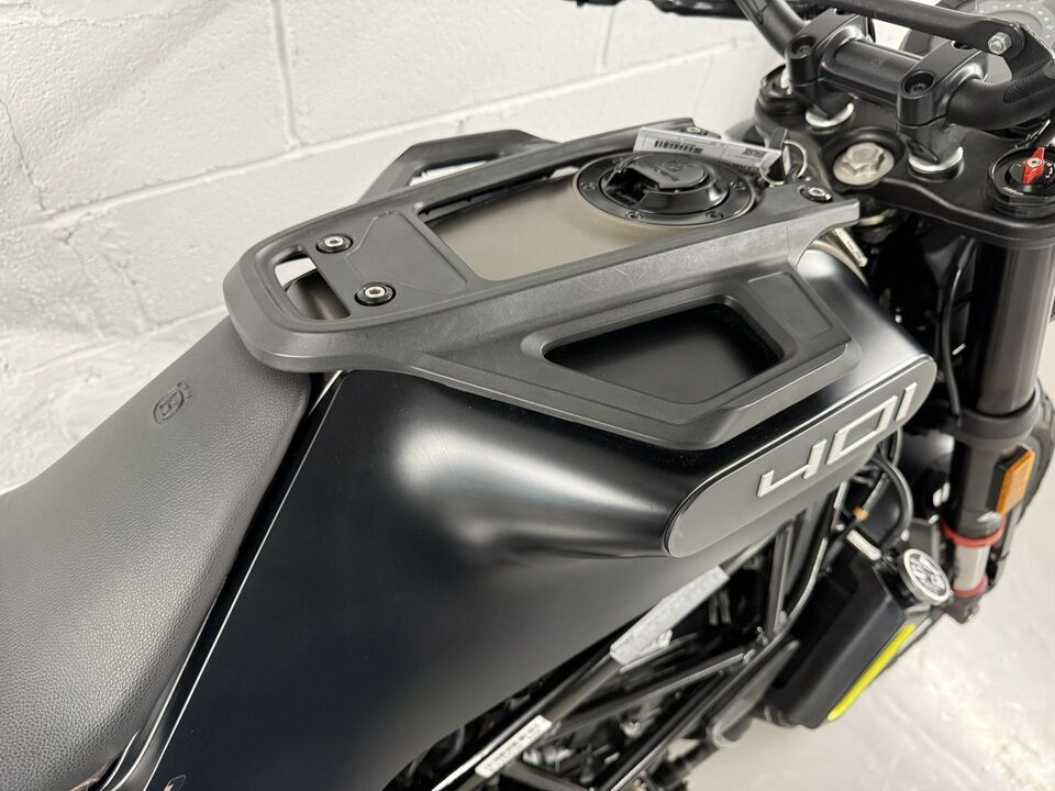 2023 Husqvarna Svartpilen 401  - Triumph of Westchester
