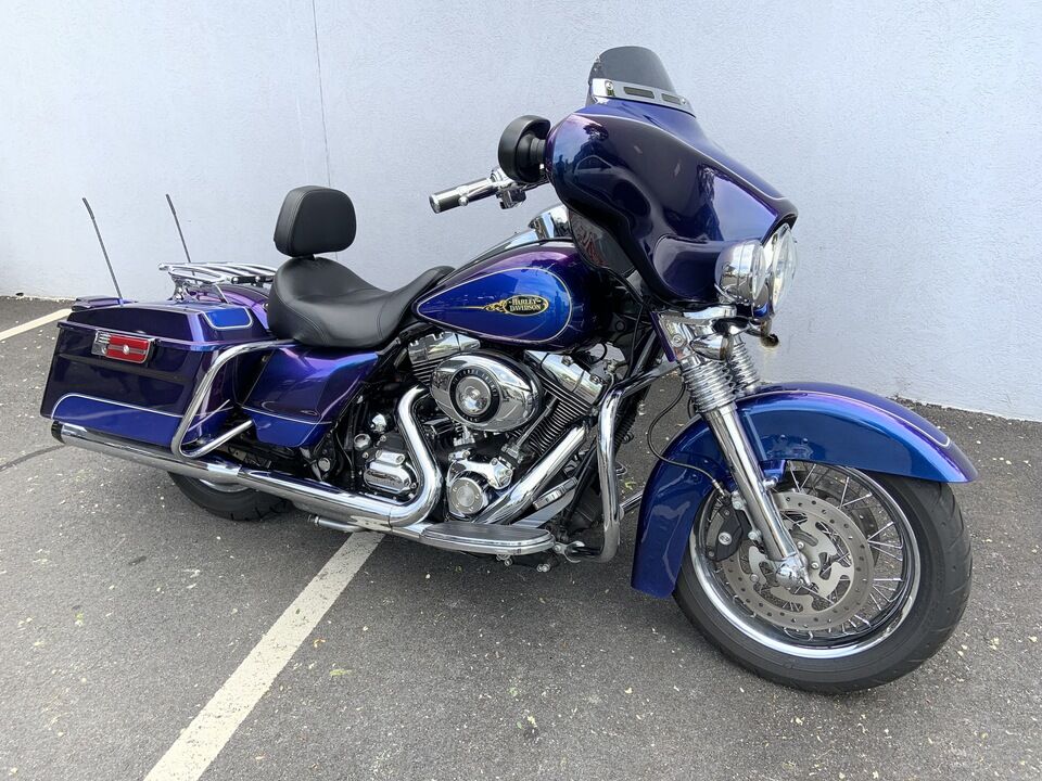 2009 Harley-Davidson FLHX Street Glide  - Triumph of Westchester