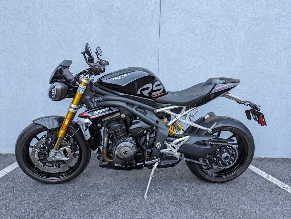 New triumph discount speed triple 2021