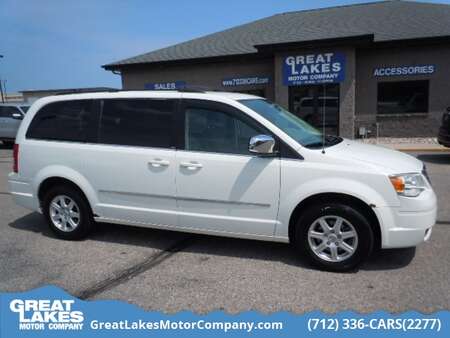 2010 Chrysler Town & Country Touring for Sale  - 1888  - Great Lakes Motor Company