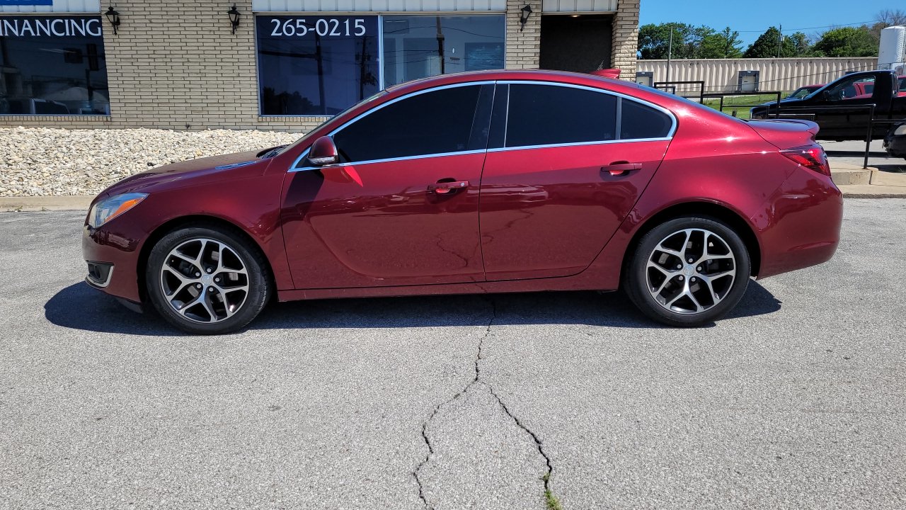 2017 Buick Regal SPORT TOURING  - H34391D  - Kars Incorporated - DSM
