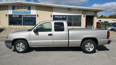 2005 Chevrolet Silverado 1500 LS Extended Cab for Sale  - 571644D  - Kars Incorporated - DSM