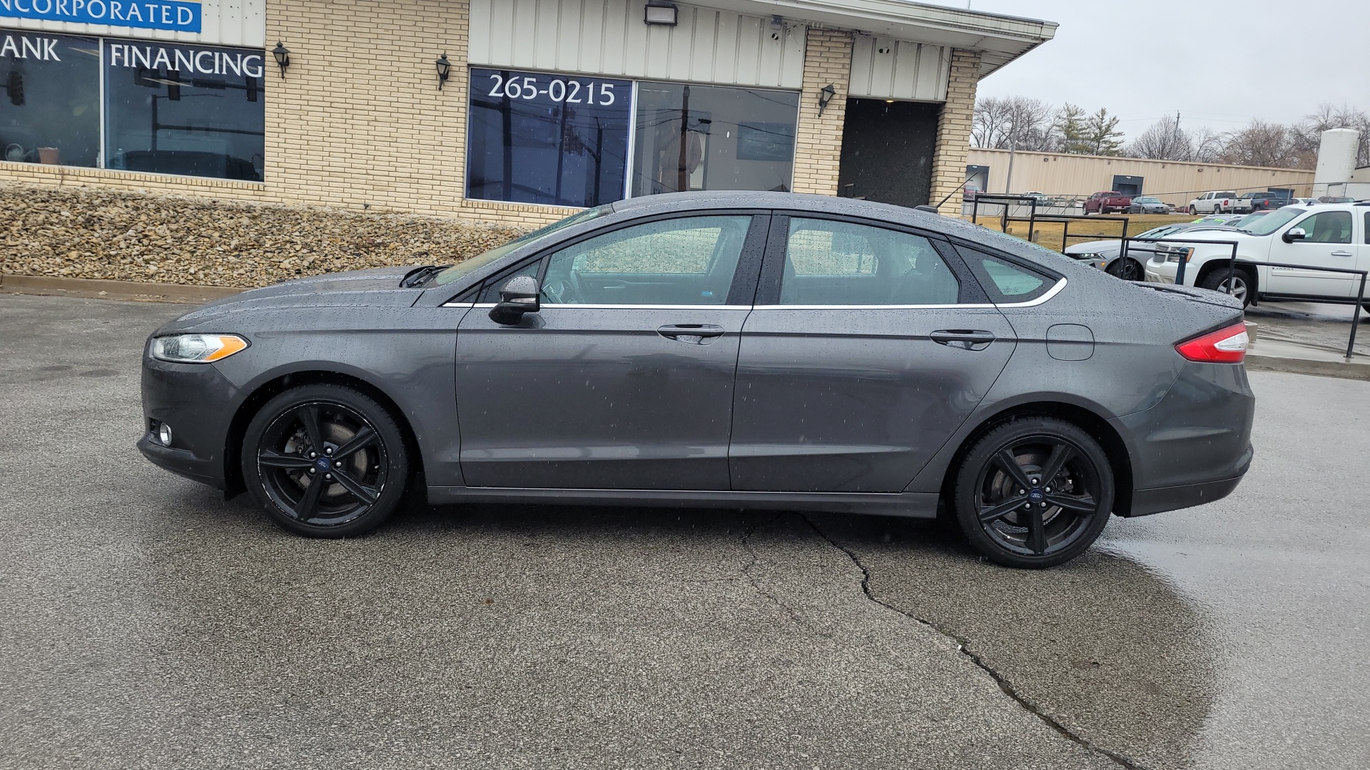 2016 Ford Fusion SE  - G04438D  - Kars Incorporated - DSM