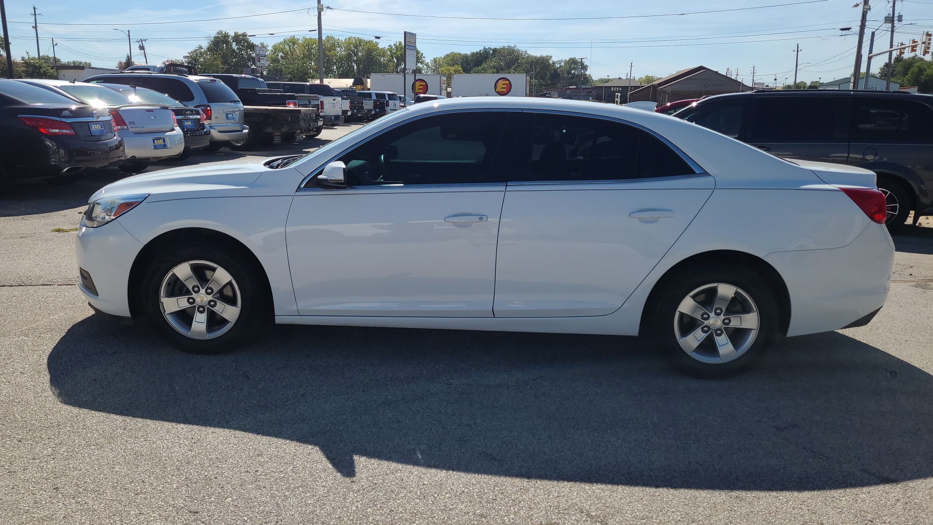 2016 Chevrolet Malibu Limited LT  - G46119D  - Kars Incorporated - DSM