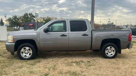 2009 Chevrolet Silverado 1500 LT 2WD Crew Cab for Sale  - 922397D  - Kars Incorporated - DSM