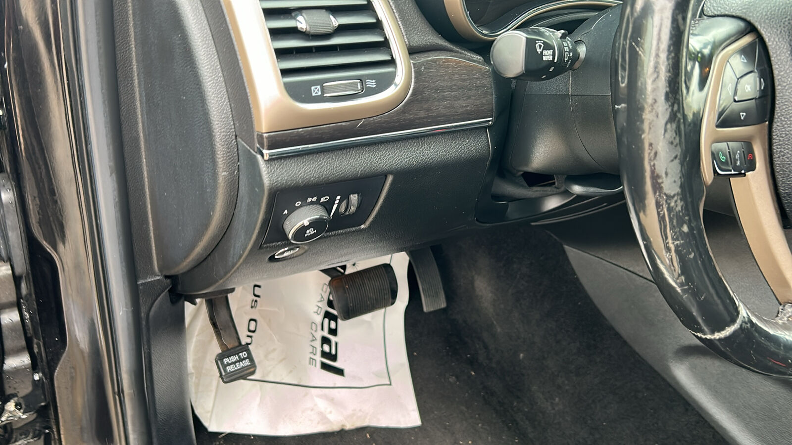 2014 Jeep Grand Cherokee  - Kars Incorporated - DSM