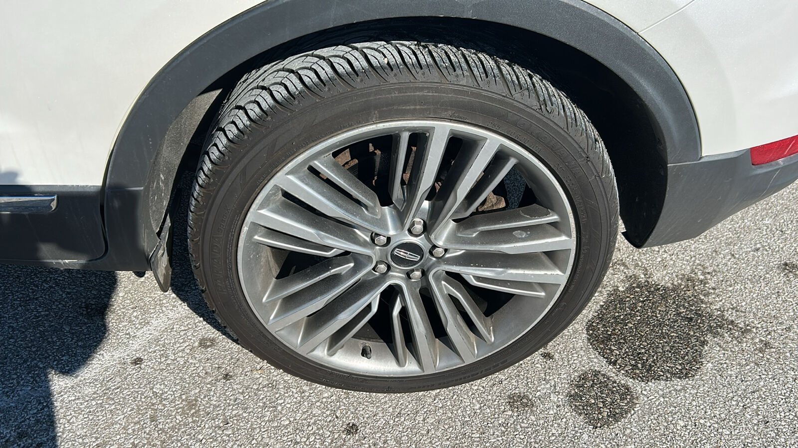 2015 Lincoln MKC  - Kars Incorporated - DSM