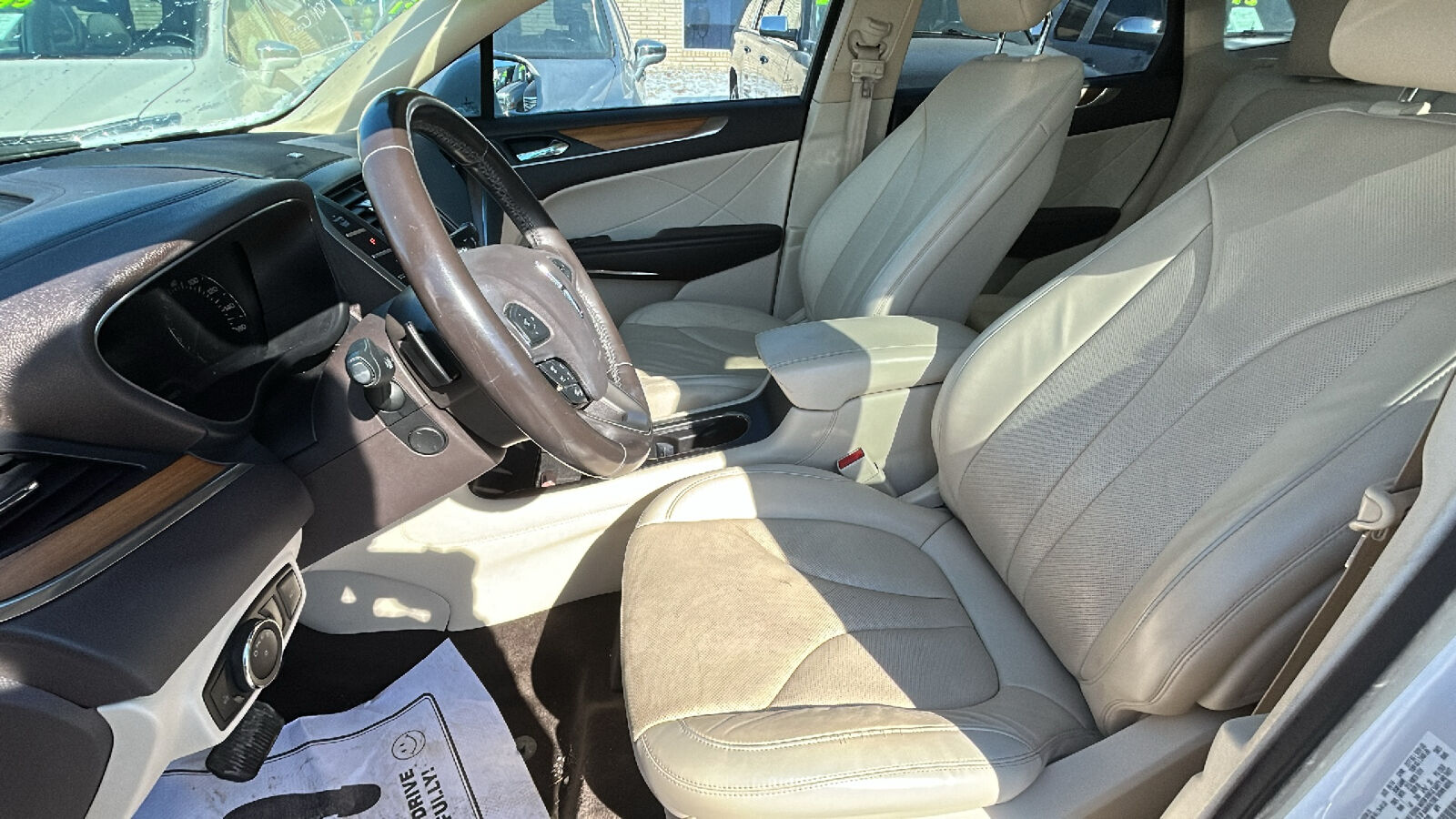 2015 Lincoln MKC  - Kars Incorporated - DSM