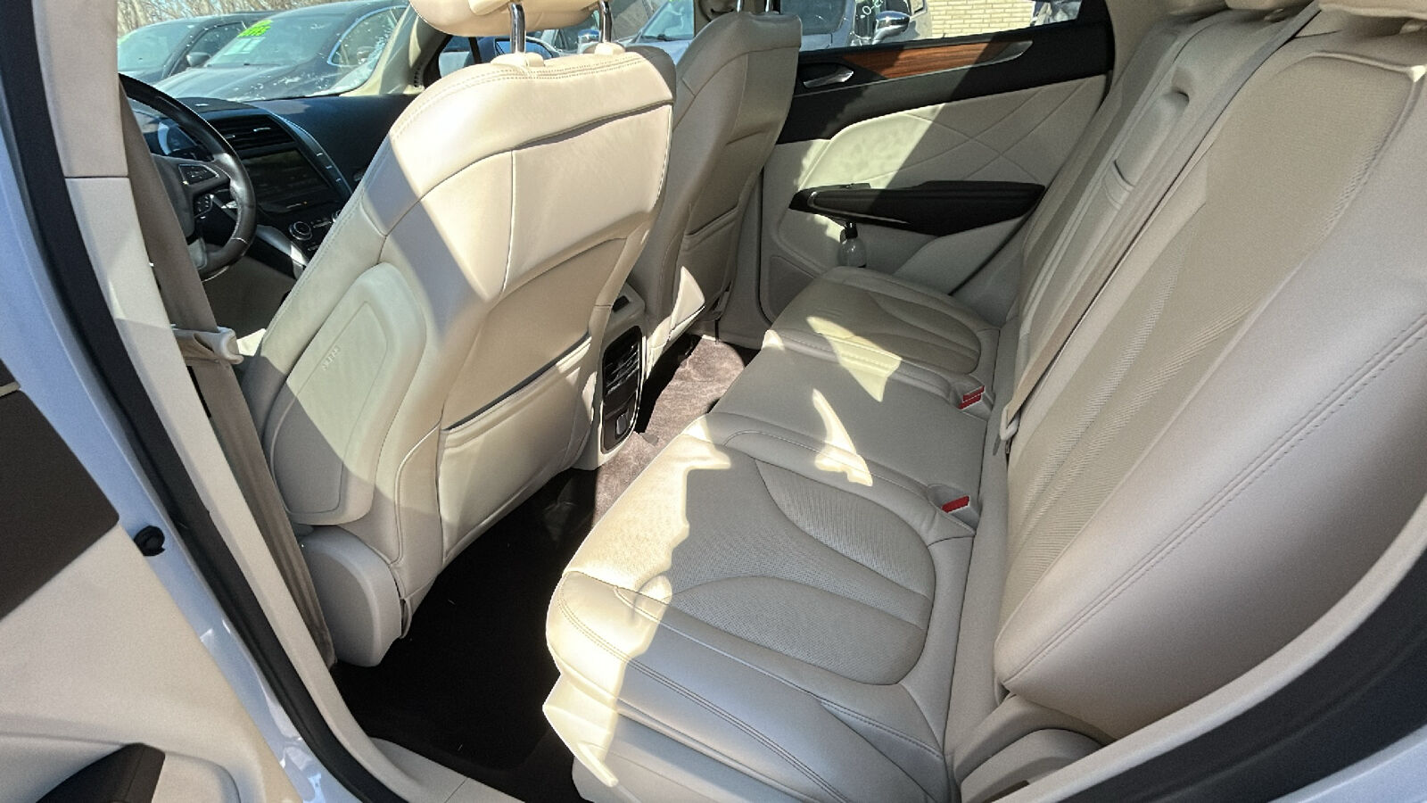 2015 Lincoln MKC  - Kars Incorporated - DSM