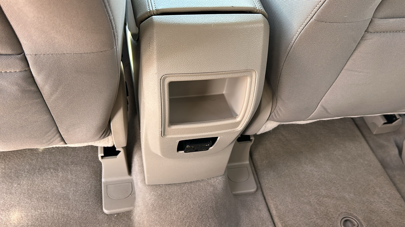 2013 Ford Escape  - Kars Incorporated - DSM