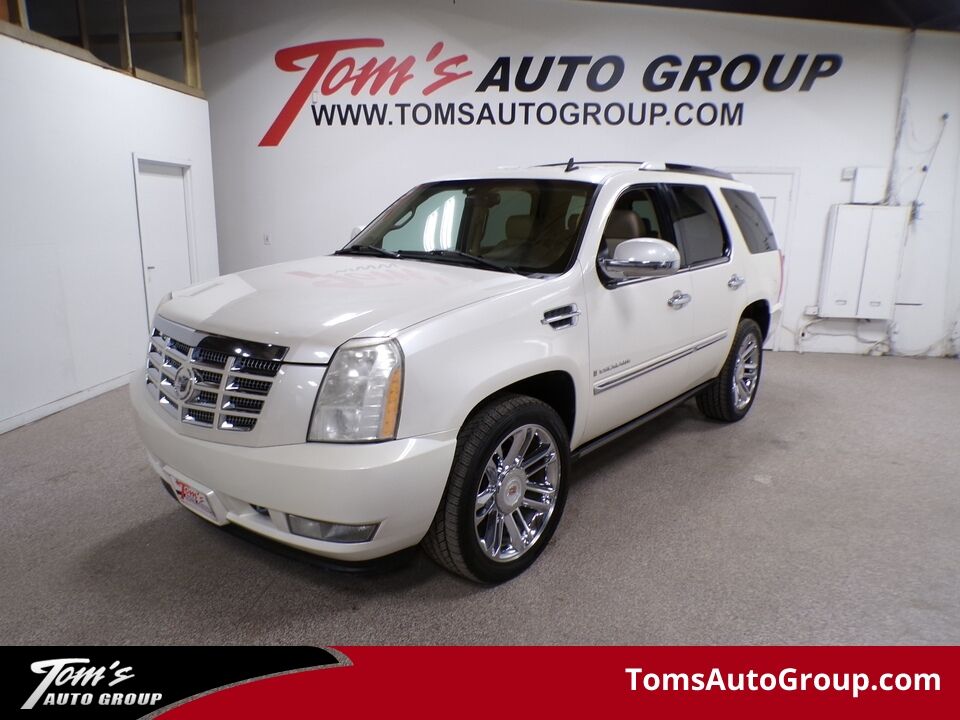 2008 Cadillac Escalade  - Tom's Credit City