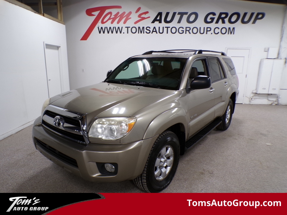 2008 Toyota 4Runner SR5  - M11681L  - Tom's Auto Sales, Inc.