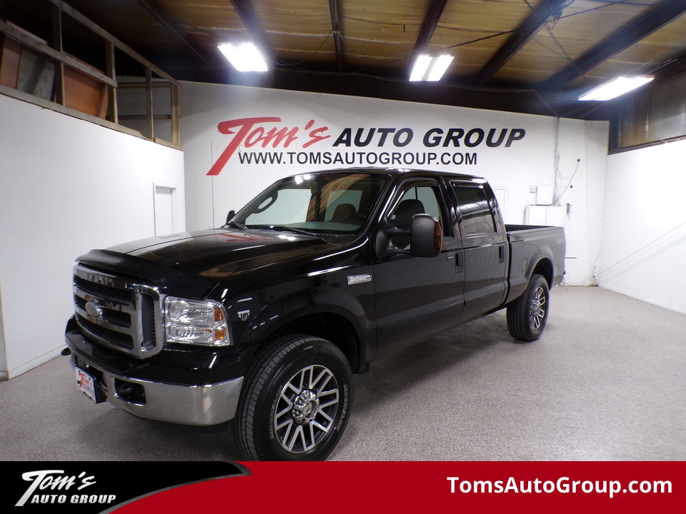 2005 Ford F-250 XLT  - T21549C  - Tom's Truck