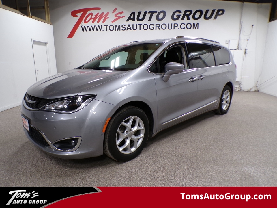 2018 Chrysler Pacifica Touring L  - N28043L  - Tom's Auto Sales North