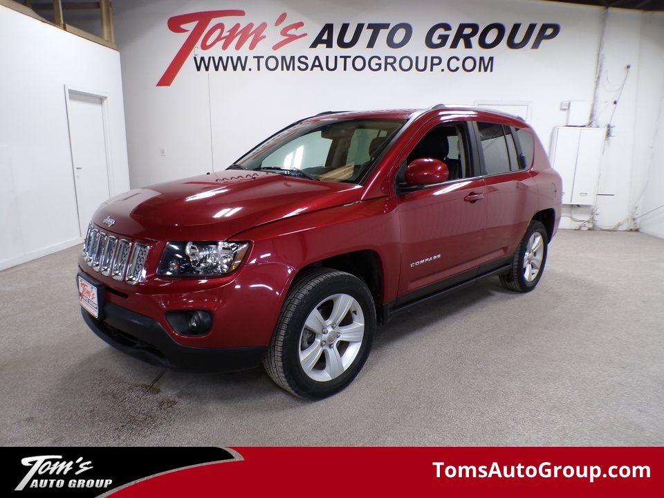 2017 Jeep Compass Latitude  - W04956L  - Tom's Auto Group