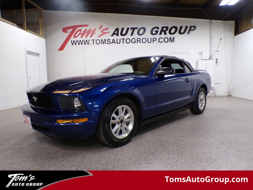 2007 Ford Mustang Deluxe  - M08544  - Tom's Auto Sales, Inc.