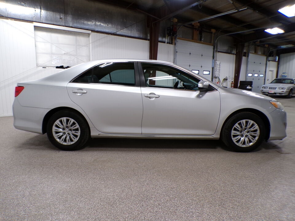 2012 Toyota Camry  - Tom's Credit City