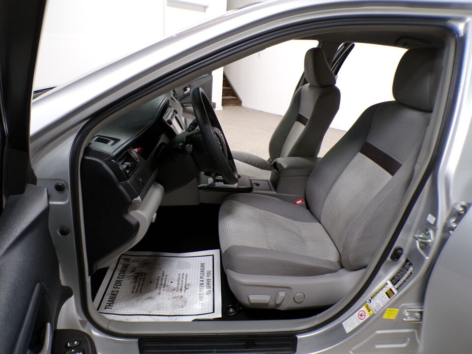 2012 Toyota Camry  - Tom's Credit City
