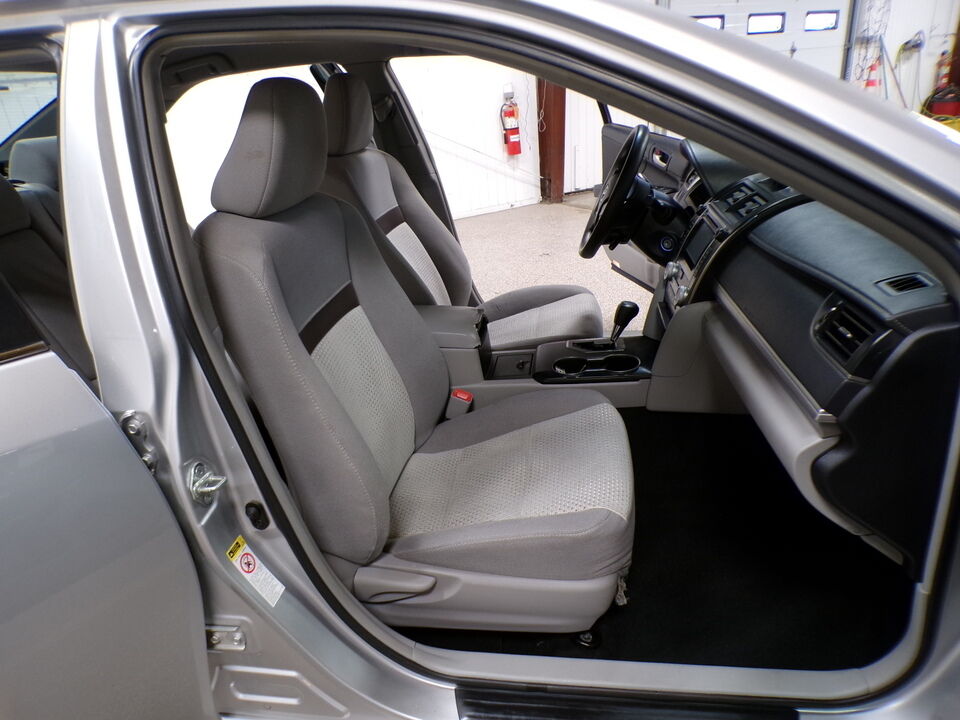 2012 Toyota Camry  - Tom's Credit City