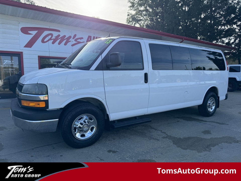 2013 Chevrolet Express Passenger LT  - N06185L  - Tom's Auto Group