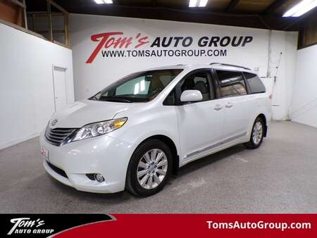 2011 Toyota Sienna Ltd for Sale  - S10635L  - Tom's Venta De Auto