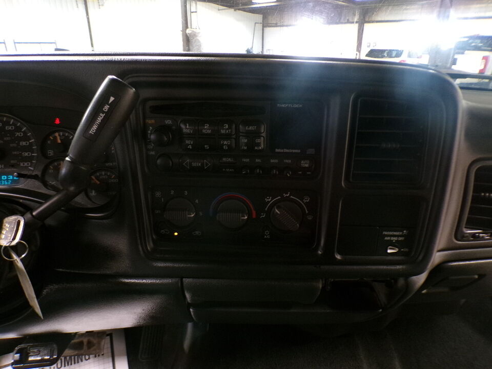 2002 Chevrolet Silverado 2500HD  - Tom's Budget Cars