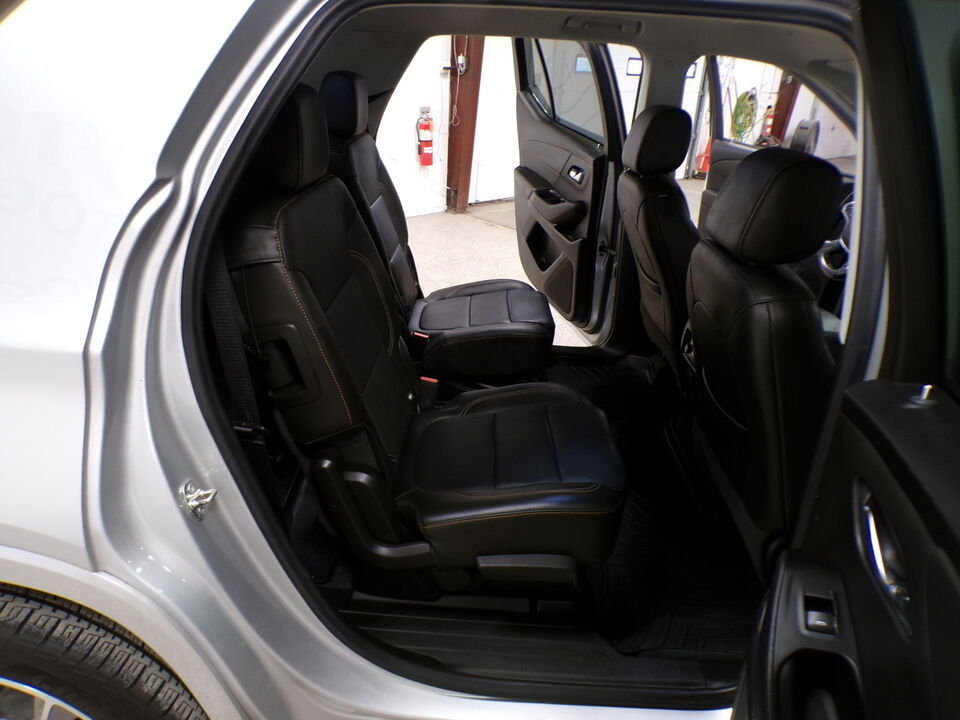 2020 Chevrolet Traverse  - Tom's Budget Cars