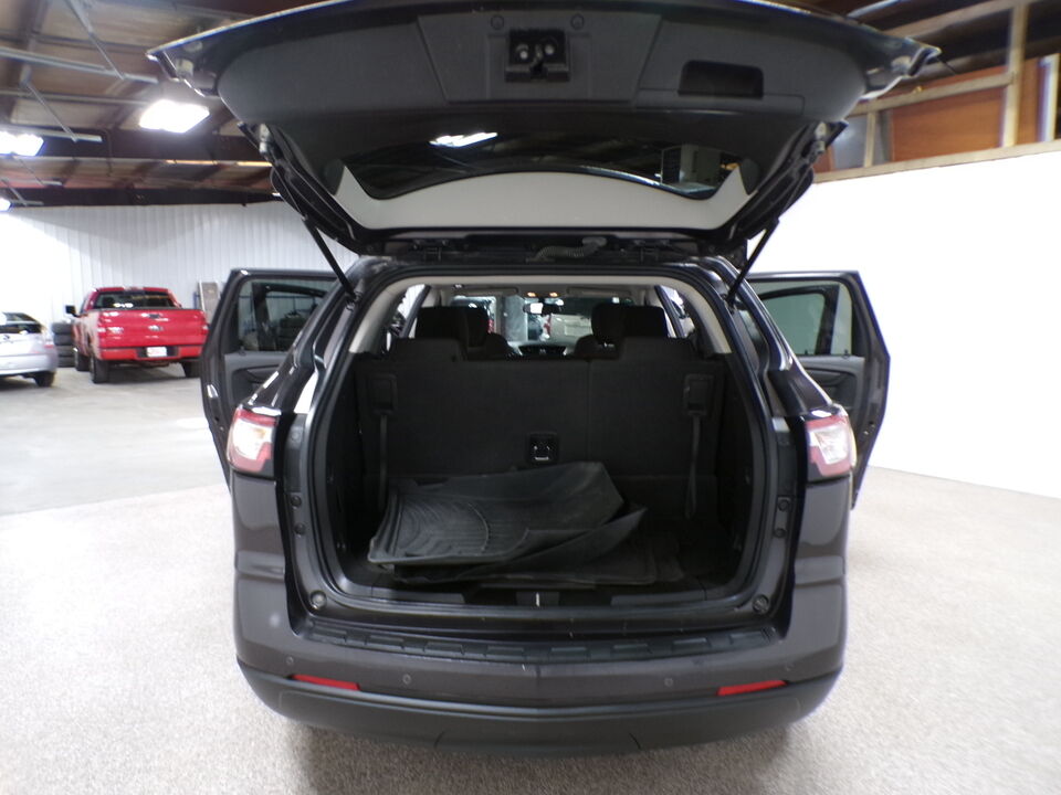 2016 Chevrolet Traverse  - Tom's Credit City