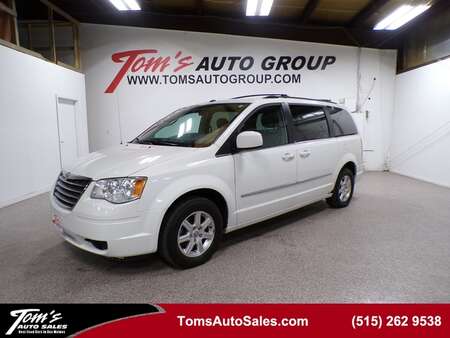 2010 Chrysler Town & Country Touring for Sale  - B26702L  - Tom's Budget Cars