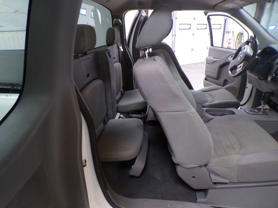 2021 Nissan Frontier  - Tom's Credit City