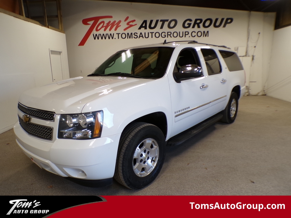 2013 Chevrolet Suburban LTZ  - M31143  - Tom's Auto Group