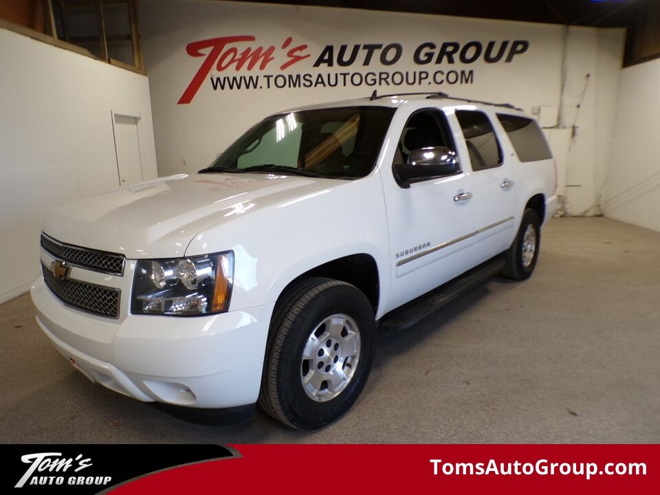 2013 Chevrolet Suburban  - Tom's Auto Group