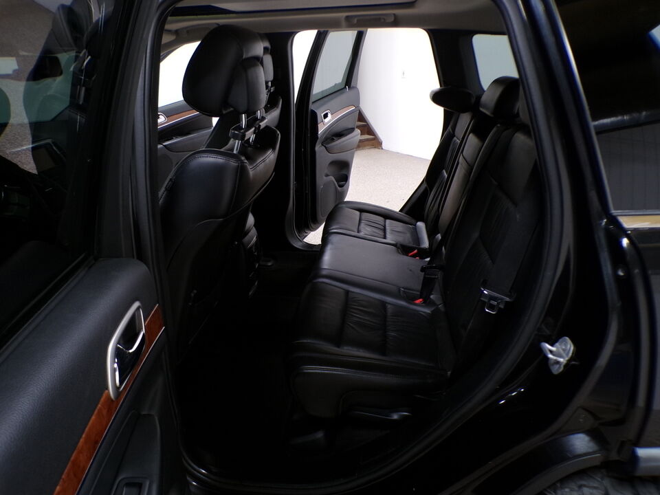 2011 Jeep Grand Cherokee  - Tom's Budget Cars