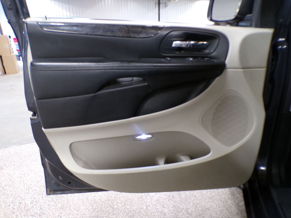 2014 Dodge Grand Caravan  - Tom's Credit City