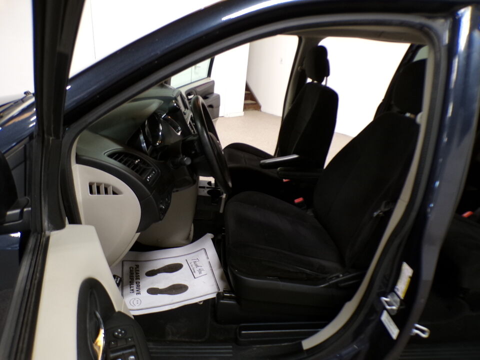 2014 Dodge Grand Caravan  - Tom's Credit City