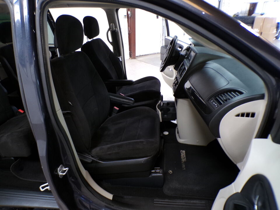 2014 Dodge Grand Caravan  - Tom's Credit City
