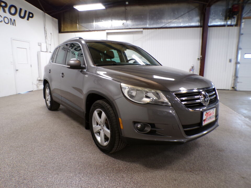 2010 Volkswagen Tiguan  - Tom's Budget Cars