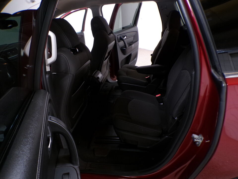 2015 Chevrolet Traverse  - Tom's Credit City