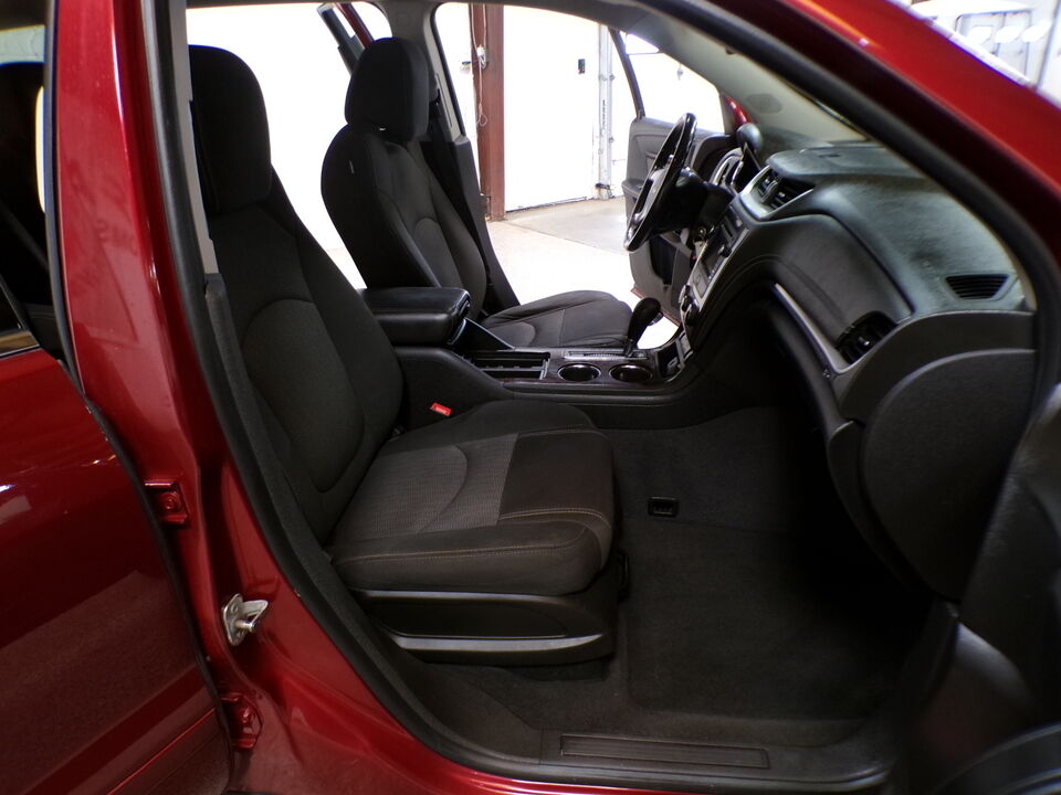 2015 Chevrolet Traverse  - Tom's Credit City