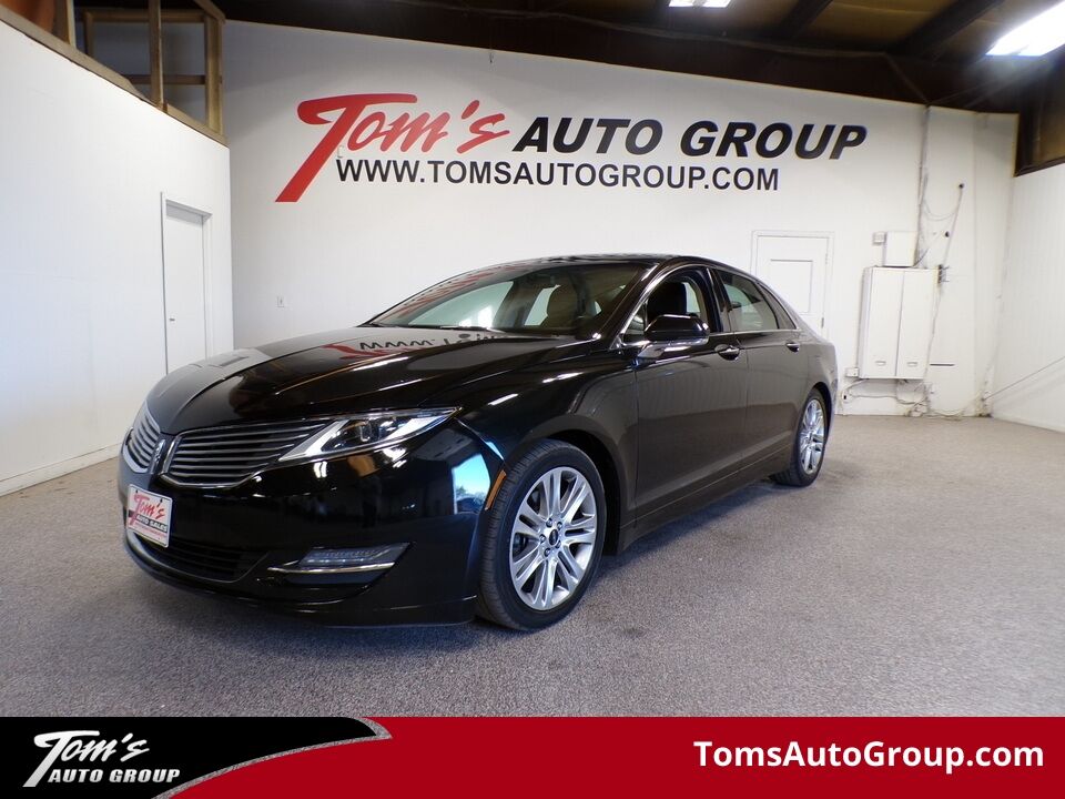 2013 Lincoln MKZ  - Tom's Auto Group