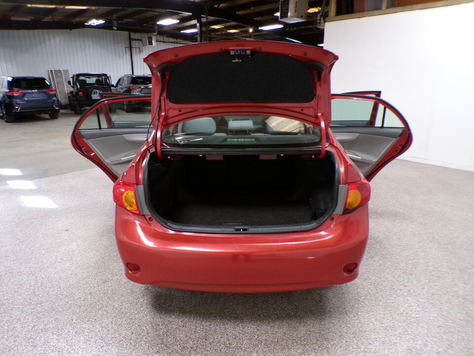 2010 Toyota Corolla  - Tom's Credit City