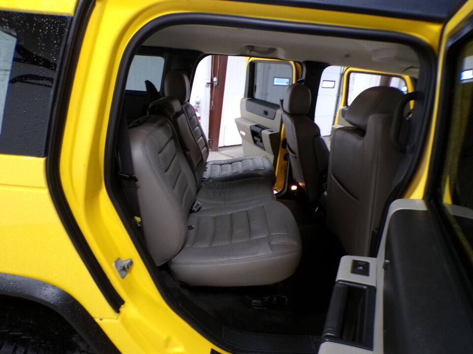 2006 Hummer H2  - Tom's Budget Cars