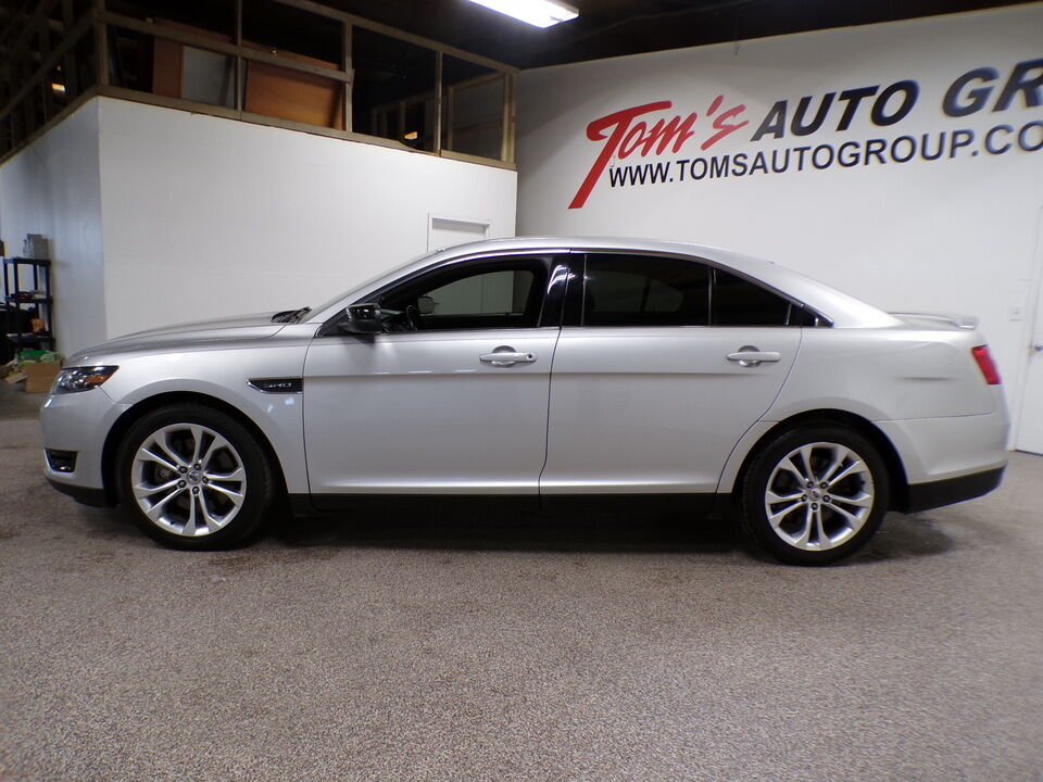 2014 Ford Taurus  - Tom's Credit City