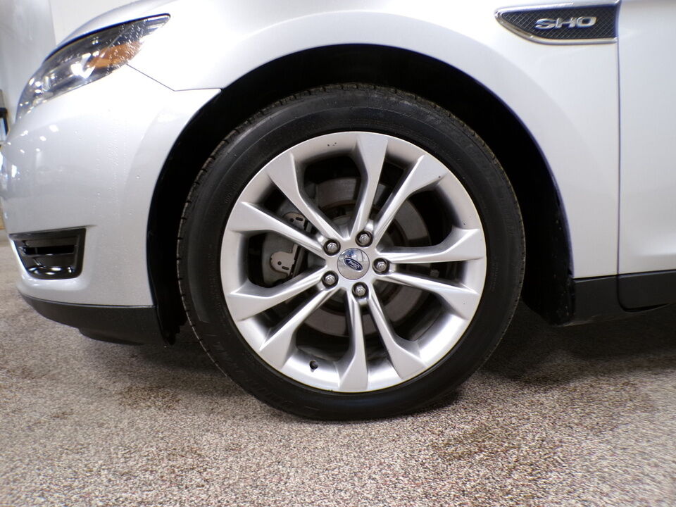 2014 Ford Taurus  - Tom's Credit City