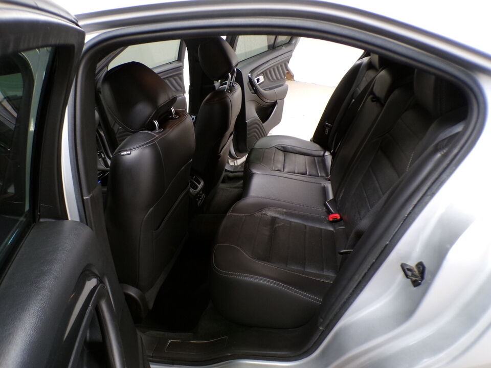 2014 Ford Taurus  - Tom's Credit City