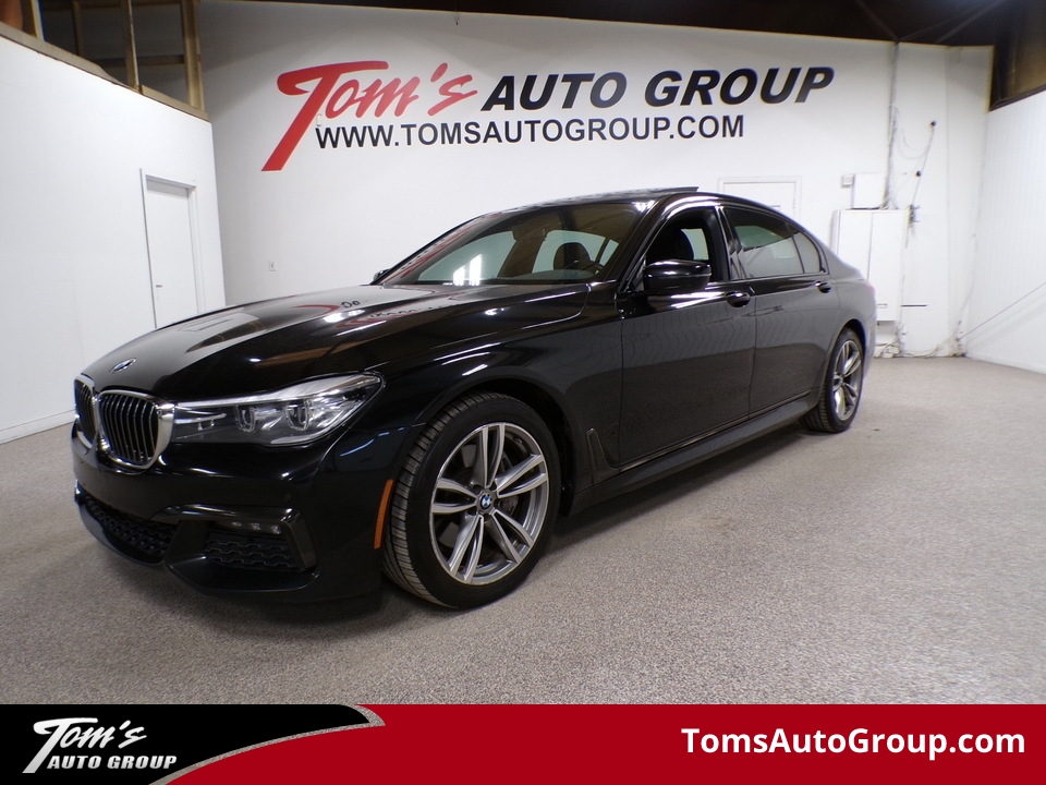 2018 BMW 7-series 740i xDrive  - M24023  - Tom's Auto Group