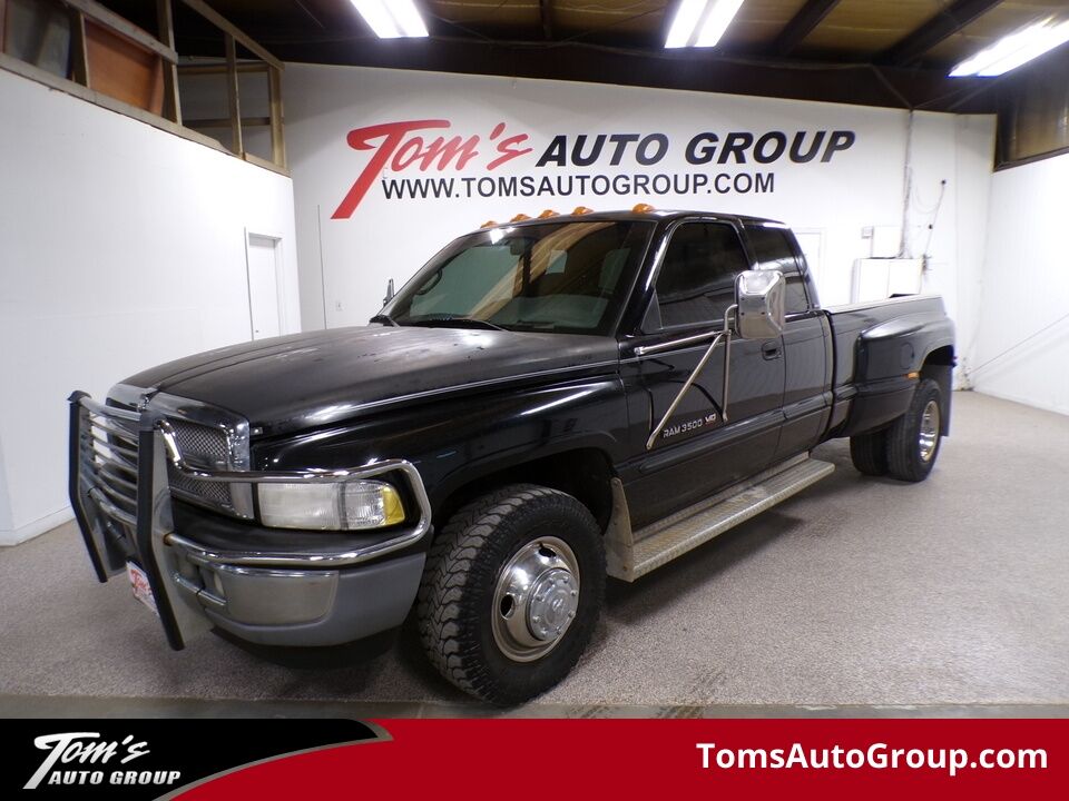 1999 Dodge Ram 3500  - Tom's Auto Sales, Inc.